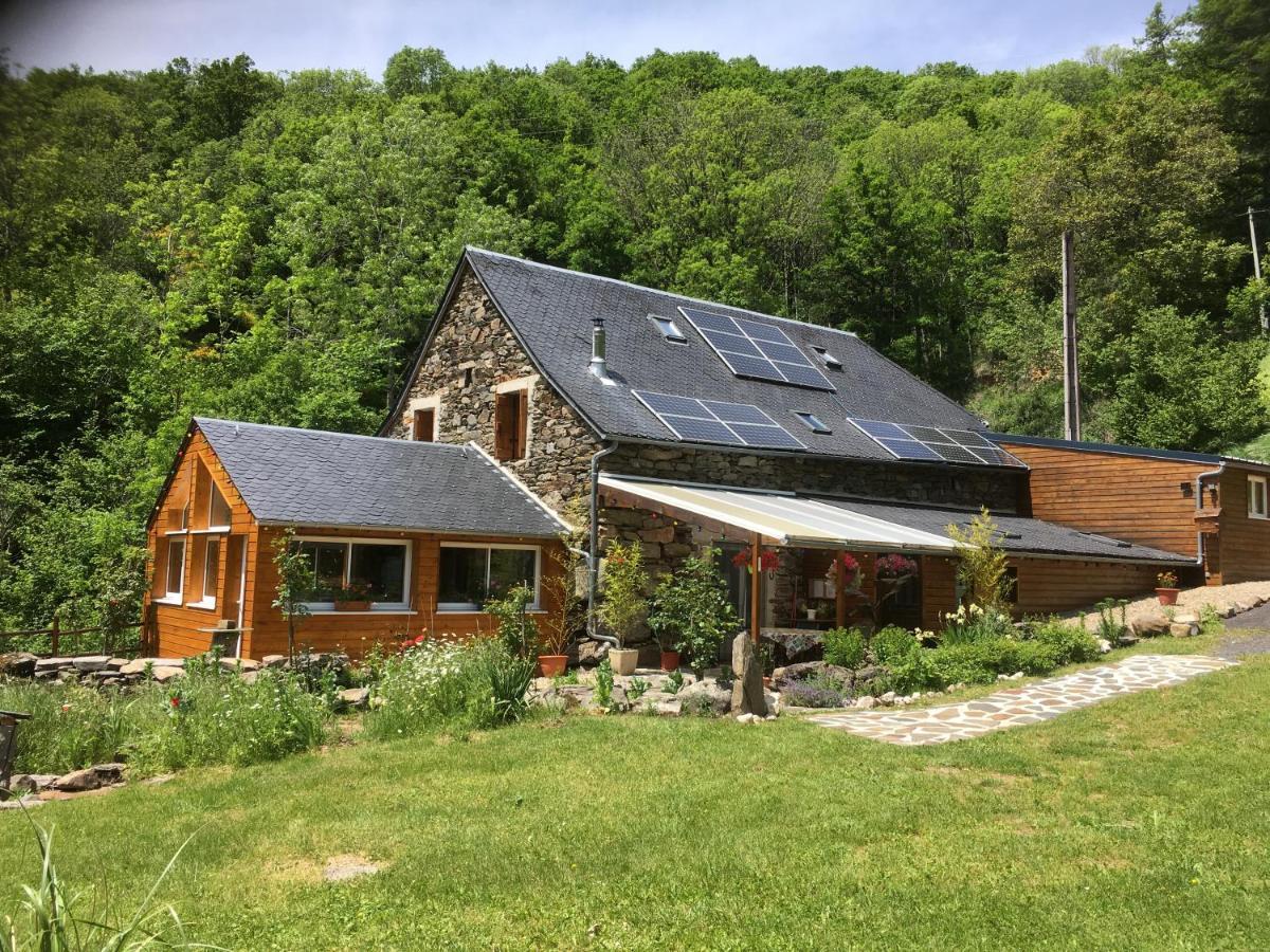 Chambres D'Hotes Le Lepadou-Bas Saint-Chély-dʼAubrac Esterno foto