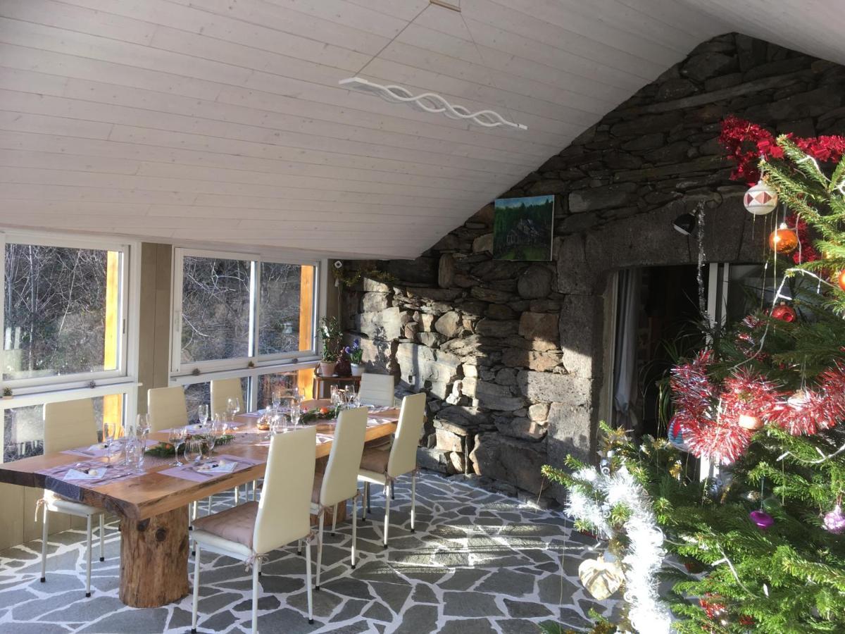Chambres D'Hotes Le Lepadou-Bas Saint-Chély-dʼAubrac Esterno foto