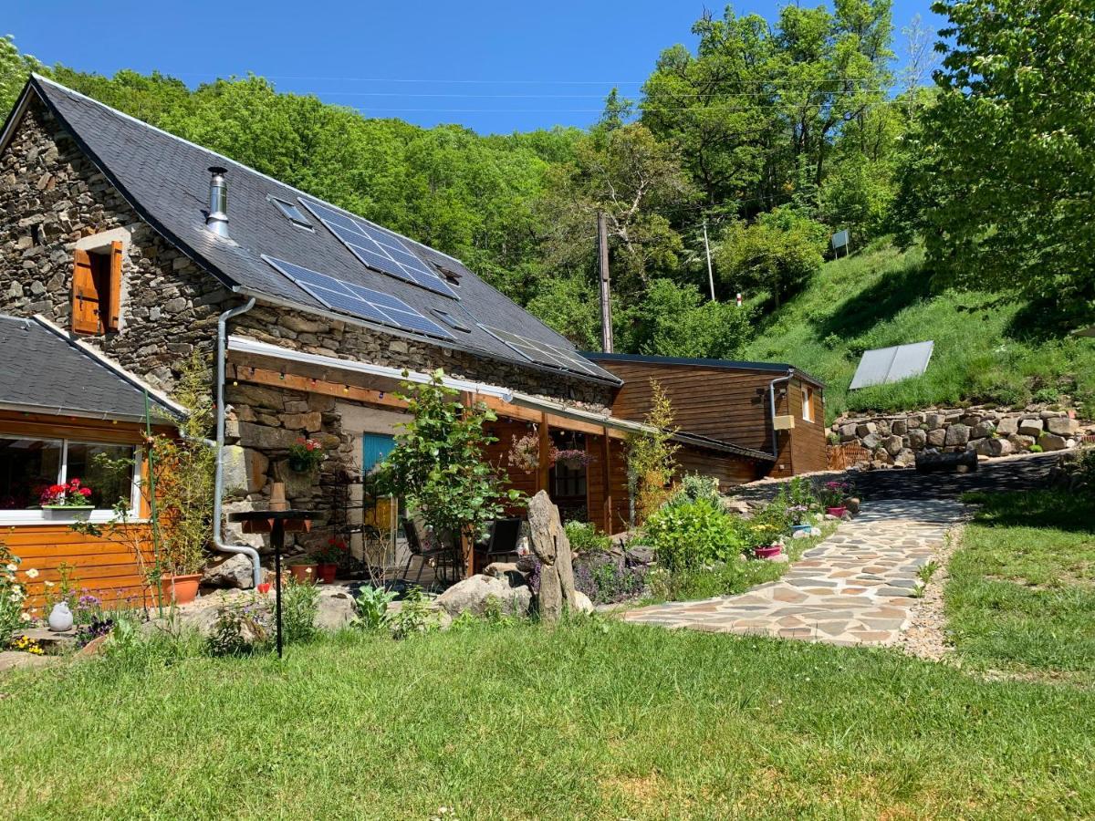 Chambres D'Hotes Le Lepadou-Bas Saint-Chély-dʼAubrac Esterno foto