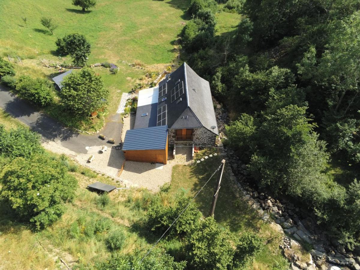 Chambres D'Hotes Le Lepadou-Bas Saint-Chély-dʼAubrac Esterno foto