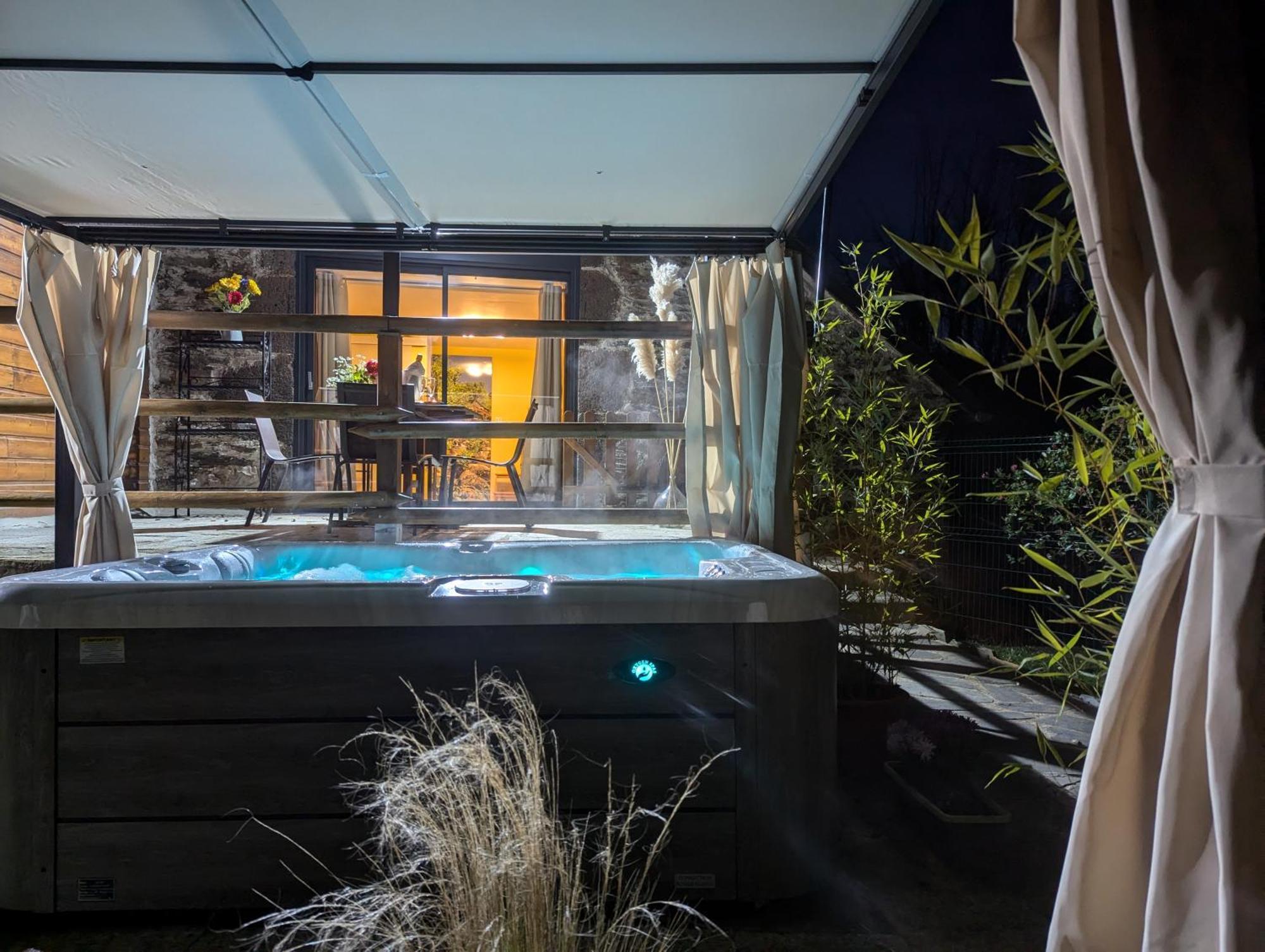 Chambres D'Hotes Le Lepadou-Bas Saint-Chély-dʼAubrac Esterno foto